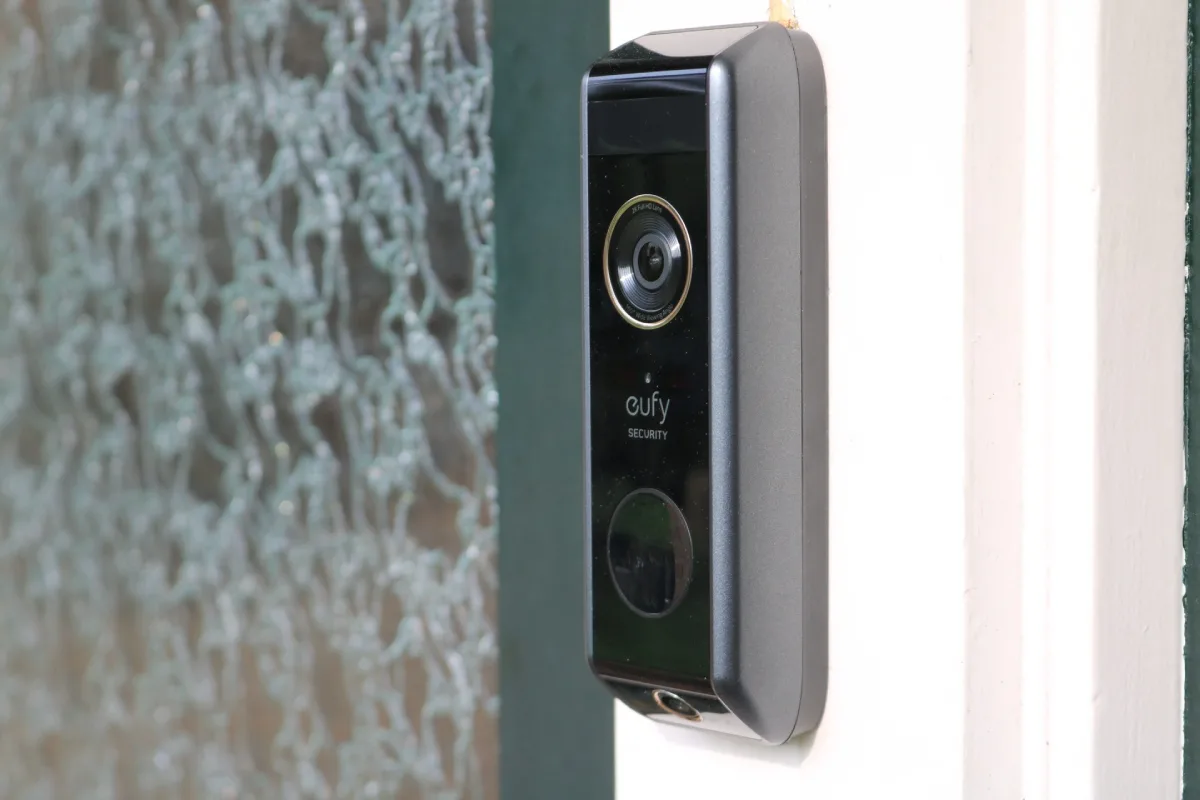 Eufy Dual 2 Pro zijaanzicht