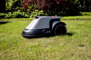 Eufy E15 van zijkant